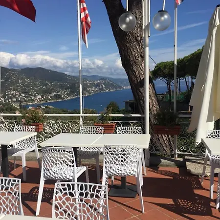 Liguria Rapallo Italy Intero Appartamento Con Terrazza Vista Mare In Residence Con 2 Piscine E Campo Da Tennis A Disposizione *