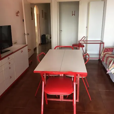 Liguria Rapallo Italy Intero Appartamento Con Terrazza Vista Mare In Residence Con 2 Piscine E Campo Da Tennis A Disposizione Διαμέρισμα