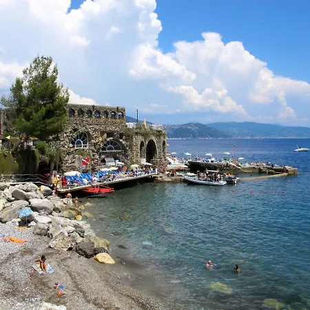 Διαμέρισμα Liguria Rapallo Italy Intero Appartamento Con Terrazza Vista Mare In Residence Con 2 Piscine E Campo Da Tennis A Disposizione *