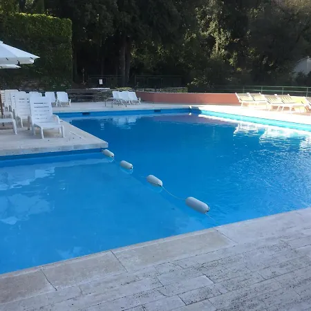 Liguria Rapallo Italy Intero Appartamento Con Terrazza Vista Mare In Residence Con 2 Piscine E Campo Da Tennis A Disposizione