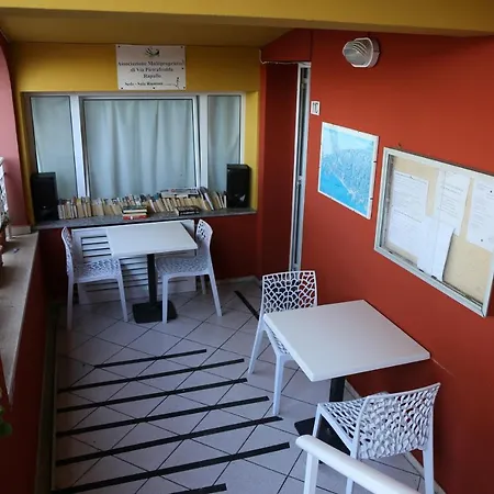 Liguria Rapallo Italy Intero Appartamento Con Terrazza Vista Mare In Residence Con 2 Piscine E Campo Da Tennis A Disposizione Apartamento Rapallo