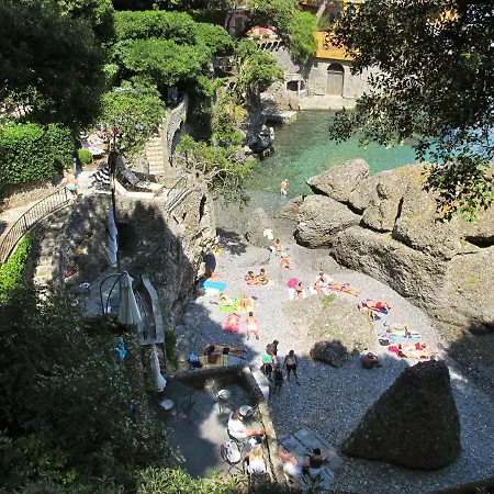 Liguria Rapallo Italy Intero Appartamento Con Terrazza Vista Mare In Residence Con 2 Piscine E Campo Da Tennis A Disposizione Rapallo